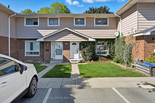 3-2377 Industrial St, Burlington, ON, L7P1A4 | Card Image