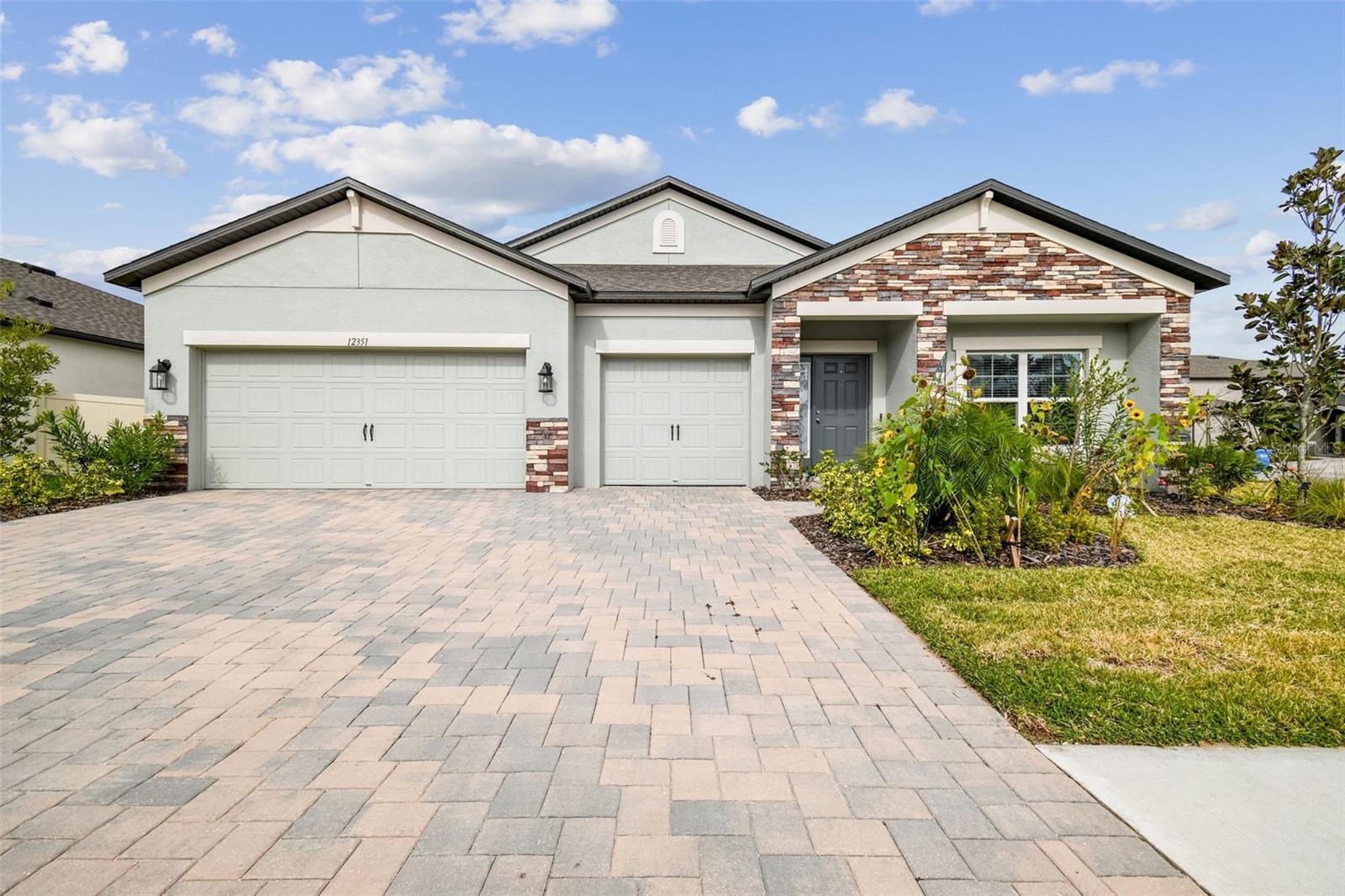 Nouveau Ave, Spring Hill, FL 34610