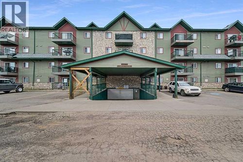 200 Lougheed Dr, Fort Mcmurray, AB, T9K2W3 | Card Image