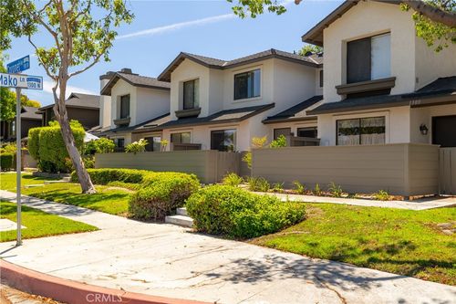 2-1302 N Mako Ln, Anaheim, CA, 92801-1758 | Card Image