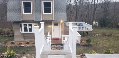 28 Tansboro Rd, Hewitt, NJ, 07421-1208 | Card Image