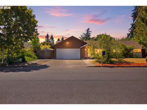 12201 Se 11th St, Vancouver, WA, 98683-6207 | Card Image