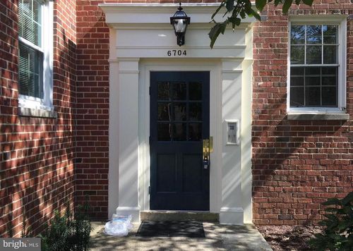 b2-6704 W Wakefield Dr, ALEXANDRIA, VA, 22307-6738 | Card Image