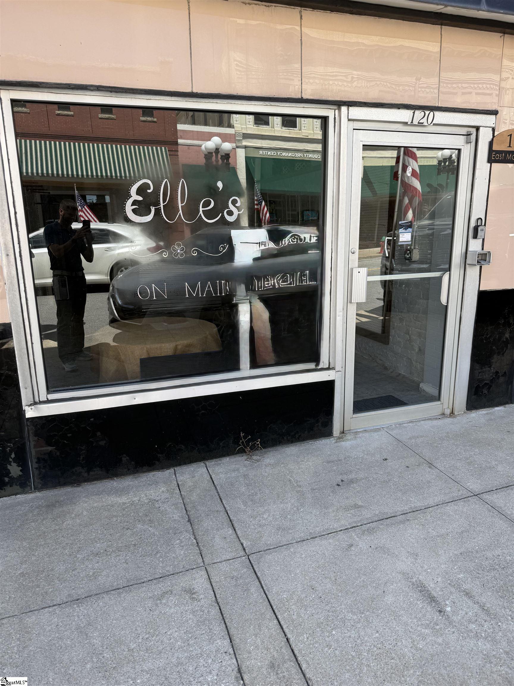 Commercial Sale in Union