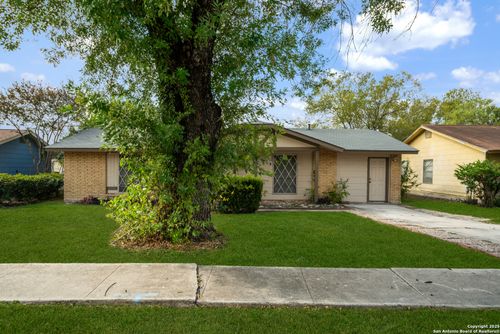 5806 Castle Hunt, San Antonio, TX, 78218-4111 | Card Image