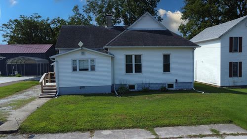 206 Frederick St, Milford, IL, 60953-1016 | Card Image