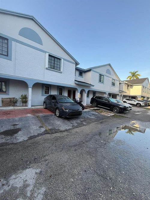 apt-6-1595 Sw 122nd Ave, Miami, FL, 33184-2839 | Card Image