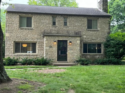 88 S Roosevelt Ave, Bexley, OH, 43209-1873 | Card Image