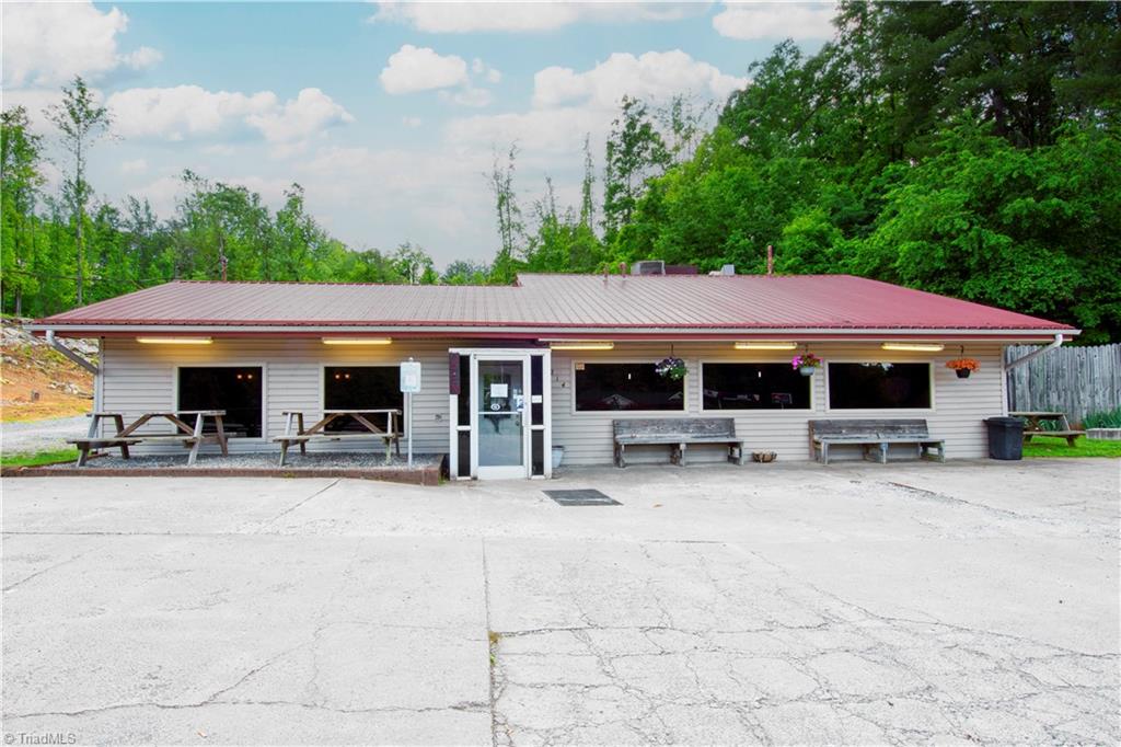1214 Nc 8 And 89 Hwy S, Walnut Cove, NC 27052