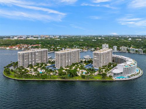 c605-3 Grove Isle Dr, Miami, FL, 33133-4115 | Card Image