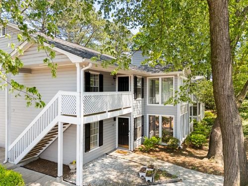 405 Natchez Trce, Sandy Springs, GA, 30350-3011 | Card Image