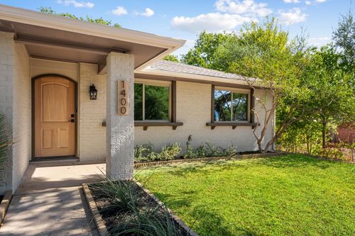 1400 Cripple Creek Dr, Austin, TX, 78758-5617 | Card Image