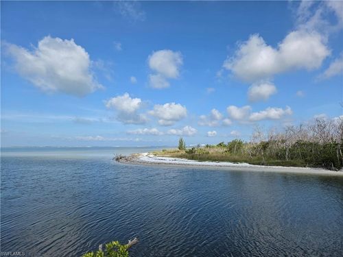 18420 Old Pelican Bay Dr, FORT MYERS BEACH, FL, 33931 | Card Image