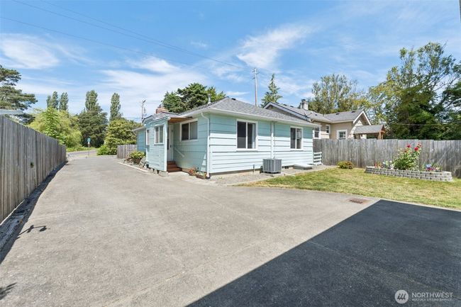 2735 Mcleod Road, House other with 2 bedrooms, 1 bathrooms and 1 parking in Bellingham WA | Image 16