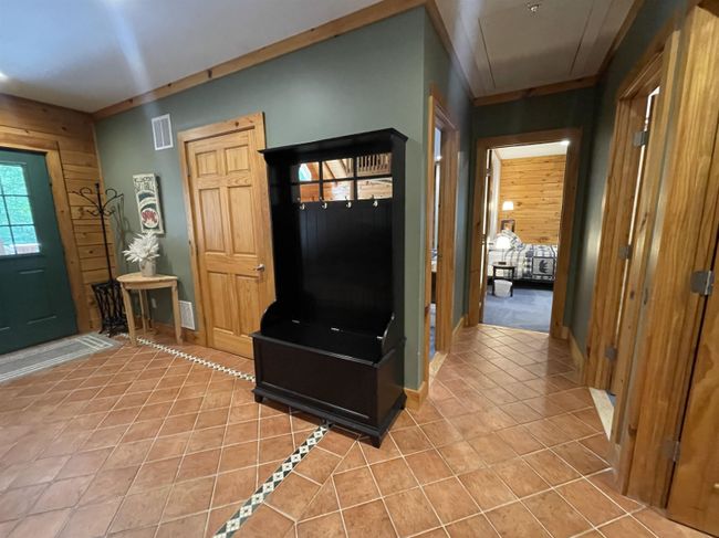 303 Westview Est, House other with 5 bedrooms, 3 bathrooms and null parking in Manchestr Ctr VT | Image 23