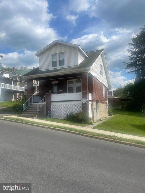 531 Lowell Ave, CUMBERLAND, MD, 21502-1221 | Card Image