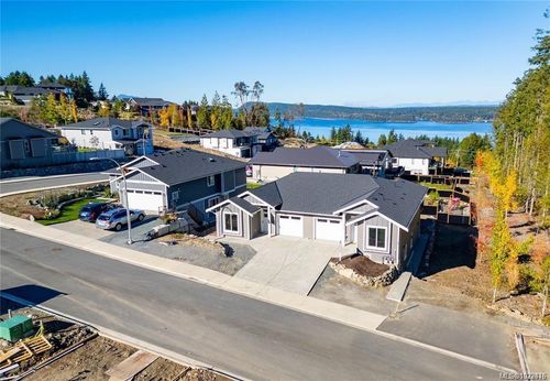 669 Sanderson Rd, Ladysmith, BC, V9G0A7 | Card Image