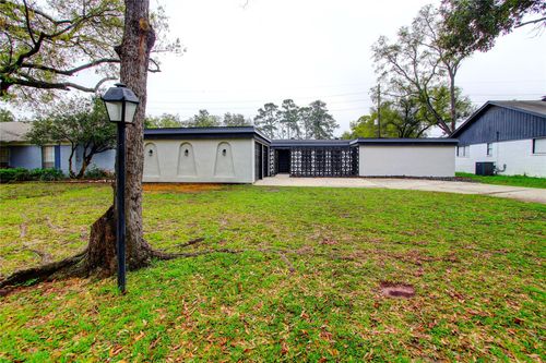 207 Shannondale Ln, Spring, TX, 77388-8901 | Card Image