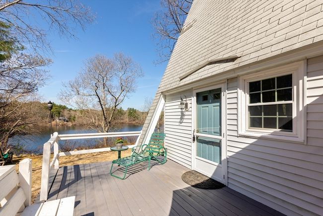 4 Smelt Pond Rd, House other with 2 bedrooms, 1 bathrooms and 4 parking in Kingston MA | Image 4