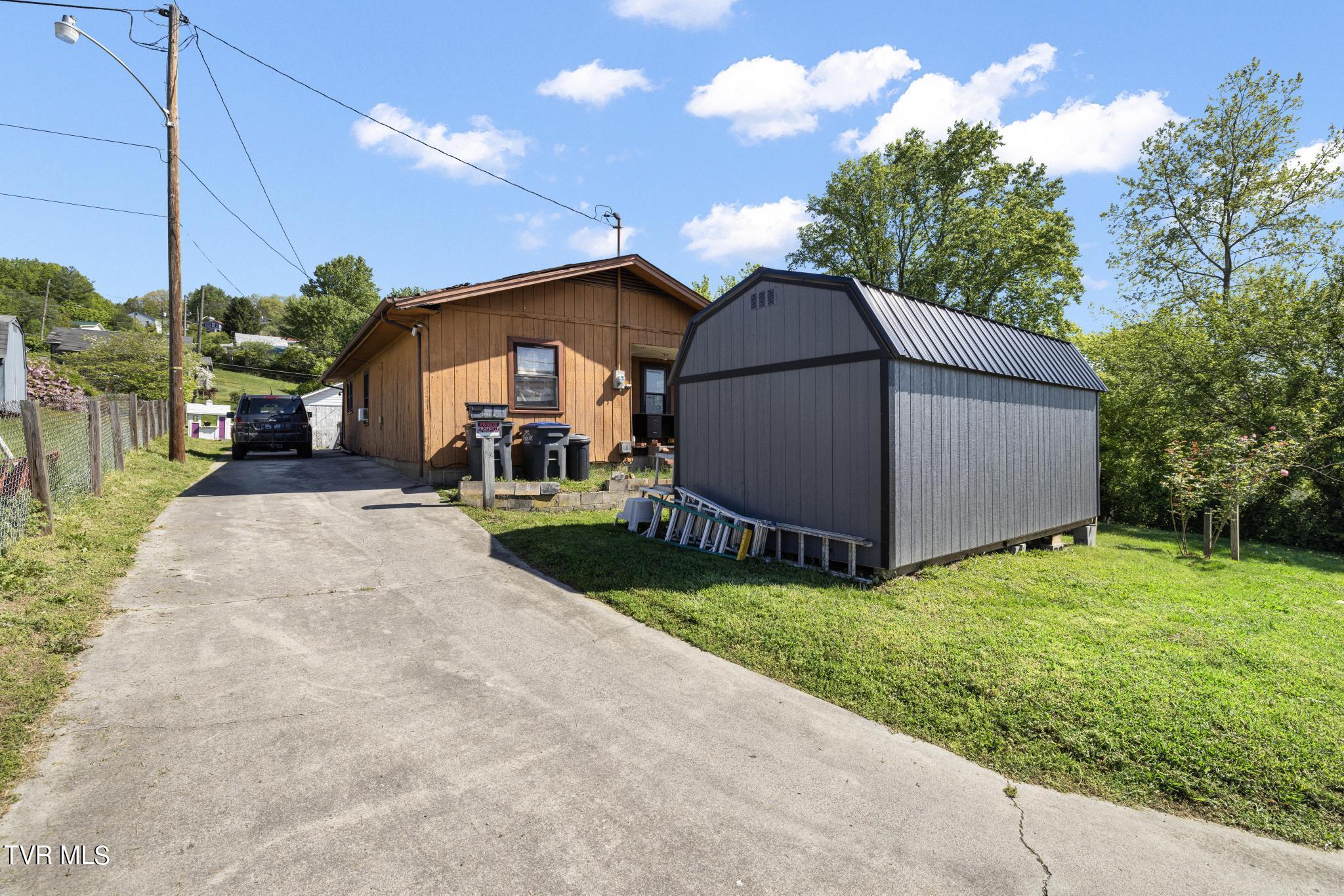 Mcgee St, Kingsport, TN 37660