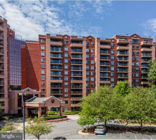 806-2230 George C Marshall Dr, FALLS CHURCH, VA, 22043-2579 | Card Image