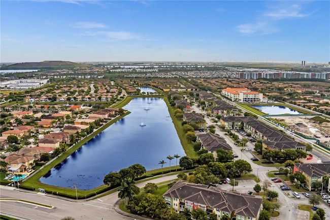 APT-209 - 11401 Nw 89 Th St, Home with 2 bedrooms, 3 bathrooms and null parking in Doral FL | Image 35