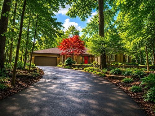 5263 Rush Ave, Columbus, OH, 43214-1217 | Card Image