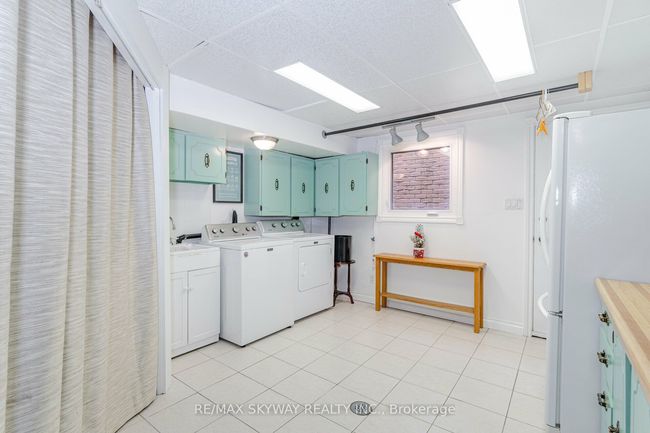 13 Mcgillivary Cres, House other with 4 bedrooms, 3 bathrooms and 4 parking in Brampton ON | Image 36