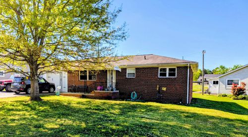 64 Stephenson Dr, Ringgold, GA, 30736-2039 | Card Image