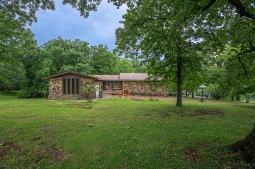 7712 Dr Kennedy Dr, Florence, AL, 35634-2268 | Card Image