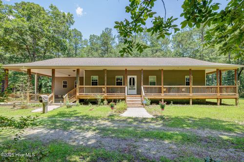 550 Beaver Ridge Dr, Riegelwood, NC, 28456-8018 | Card Image