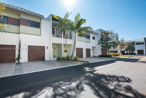 4480 Nw 8th Pl, Plantation, FL, 33317-1509 | Card Image