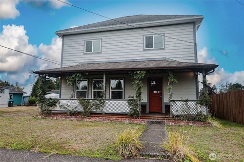 408 F St, Cosmopolis, WA, 98537-3999 | Card Image