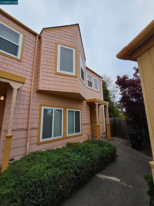 1520 S 55th St, Richmond, CA, 94804-4970 | Card Image