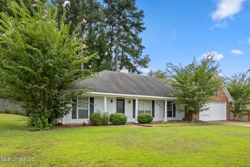 207 Meadowview Ln, Brandon, MS, 39047-7988 | Card Image