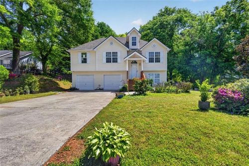 547 Hickeria Way, Winder, GA, 30680-3675 | Card Image