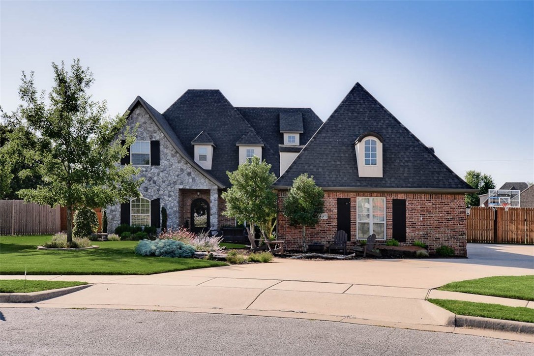 Sloan Cir, Rogers, AR 72758