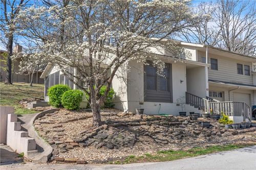 28 Estes Dr, Bella Vista, AR, 72715-8813 | Card Image