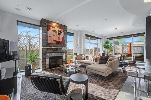 305d-2000 S Promenade Blvd, Rogers, AR, 72758-8607 | Card Image