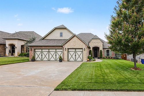 2309 E Thomas Ter, Mustang, OK, 73064-2320 | Card Image