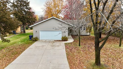 1208 36th Ave N, Saint Cloud, MN, 56303-1537 | Card Image