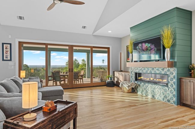 554 Seven Falls Dr, House other with 7 bedrooms, 8 bathrooms and null parking in Fredericksburg TX | Image 14