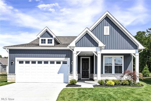 33153 Coastal Dr, Avon Lake, OH, 44012-3145 | Card Image