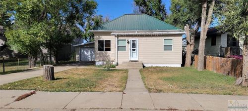 709 Dakota Ave, Baker, MT, 59313-9290 | Card Image
