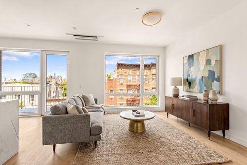 ph-218 23rd St, Brooklyn, NY, 11232-1307 | Card Image