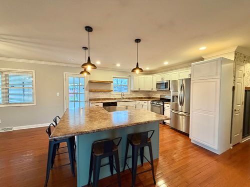 3063 Parkwood Pl, Crown Point, IN, 46307-8902 | Card Image