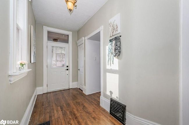 168 Paisley St, House other with 3 bedrooms, 1 bathrooms and 4 parking in Guelph ON | Image 12