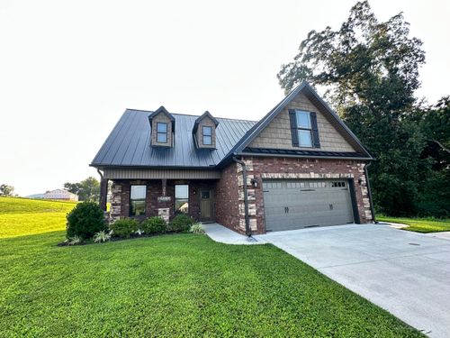 3041 Bridgewater Blvd, Morristown, TN, 37814-1983 | Card Image