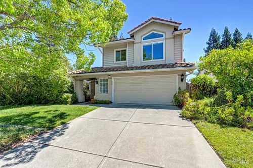 281 Silver Eagle Way, Vacaville, CA, 95688-1010 | Card Image