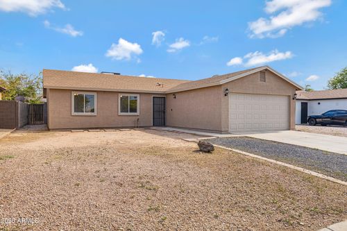 2123 W Roeser Rd, Phoenix, AZ, 85041-3743 | Card Image